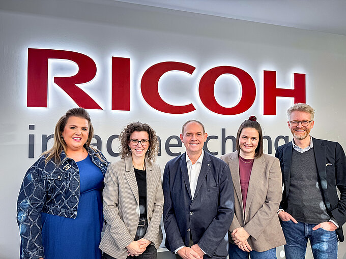 Gruppenfoto_RICOH.jpg