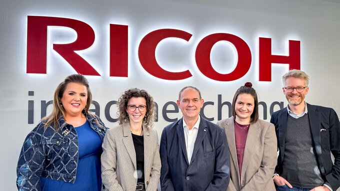 Gruppenfoto_RICOH.jpg